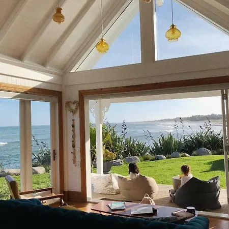 Little Church Bay New Plymouth Exterior photo